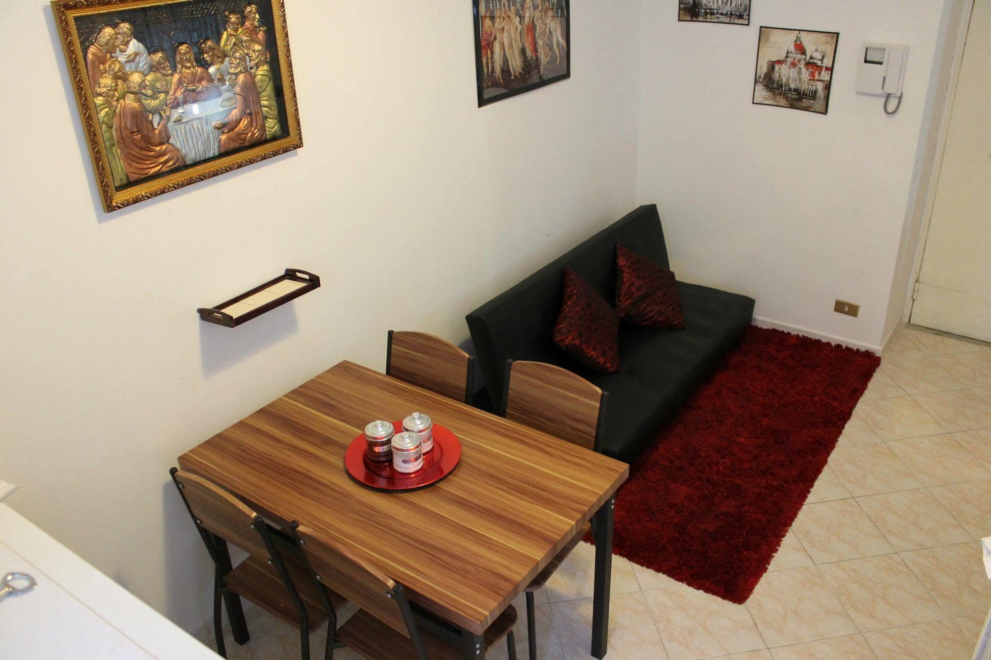 Obelus Bed & Breakfast โรม ภายนอก รูปภาพ